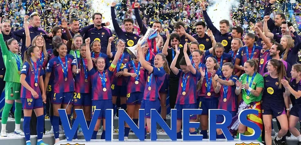 FC Barcelona celebrating UEFA Women's Champions League victory