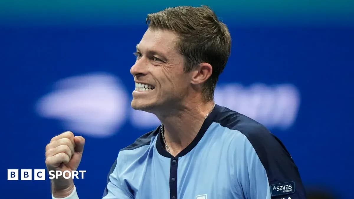 Tennis player celebrating a victory during match