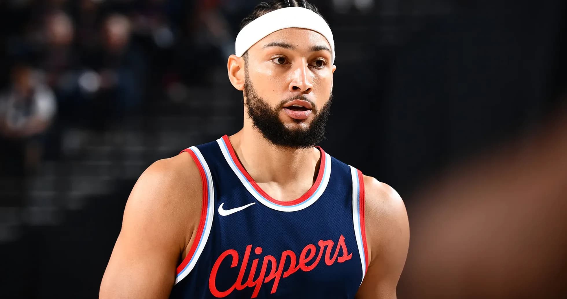 Player in Clippers jersey during game action