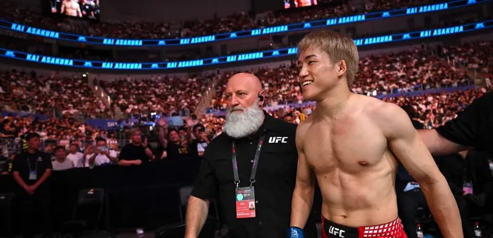 Kai Asakura entering the arena before fight