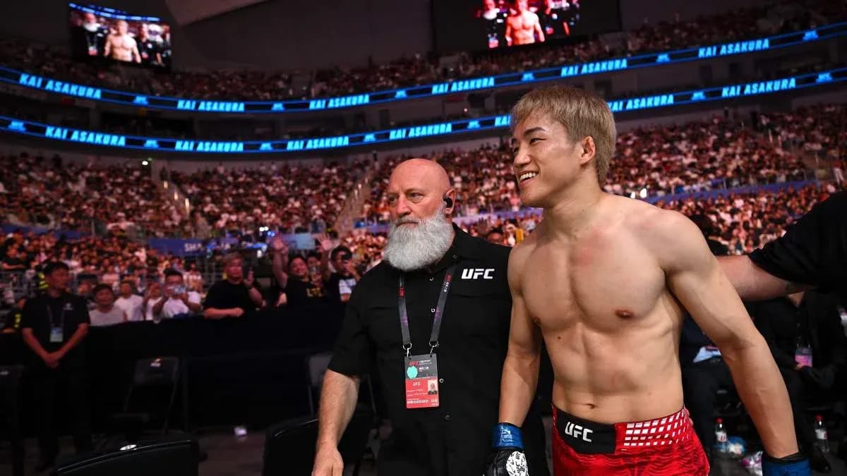 Kai Asakura entering the arena before fight