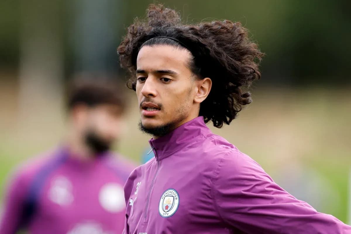 Player training in Manchester City kit during session