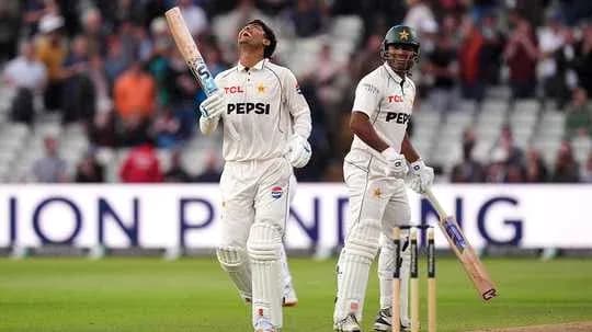 Pakistani batsman celebrating after scoring runs Pakistani batsman celebrating after scoring runs