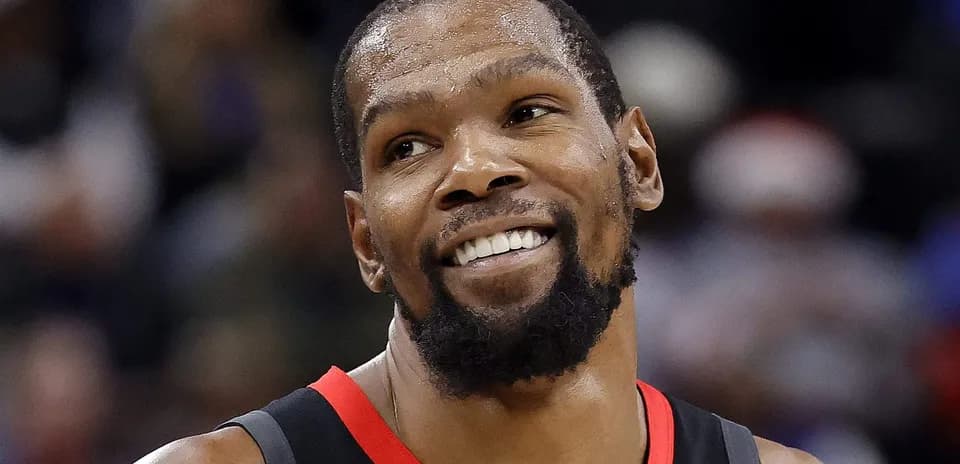 Kevin Durant smiling during basketball game