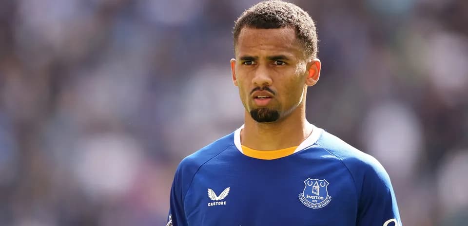 Everton player during match warm-up on field