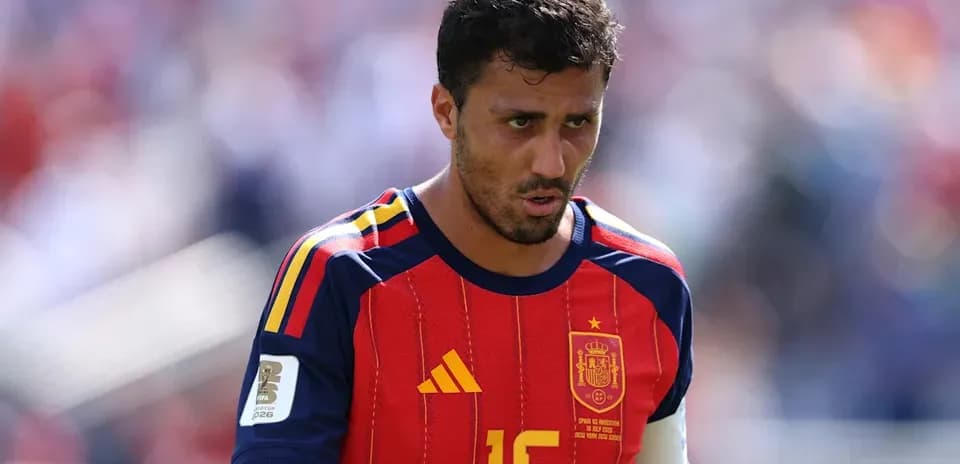 Spanish player walking on the pitch during match