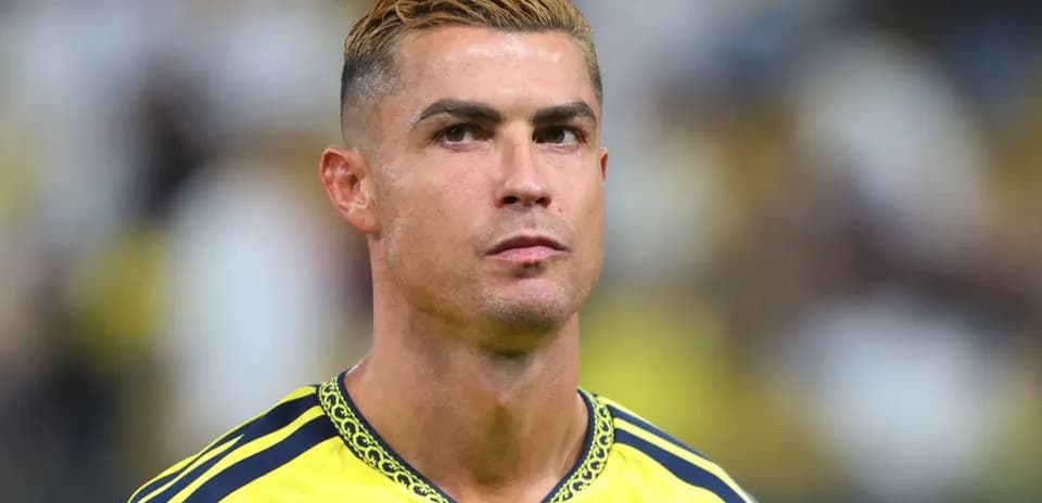 Cristiano Ronaldo in yellow jersey during match