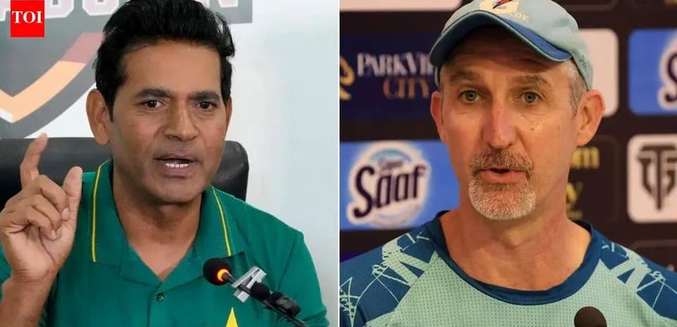 Two coaches speaking at press conference