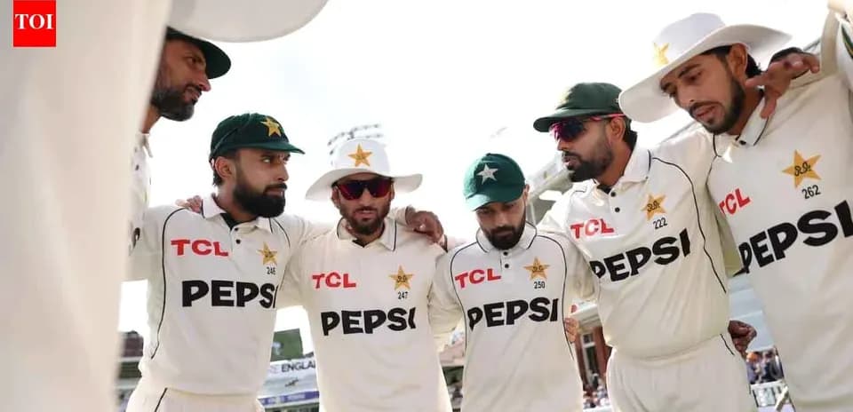 Pakistani cricket team in a huddle before match