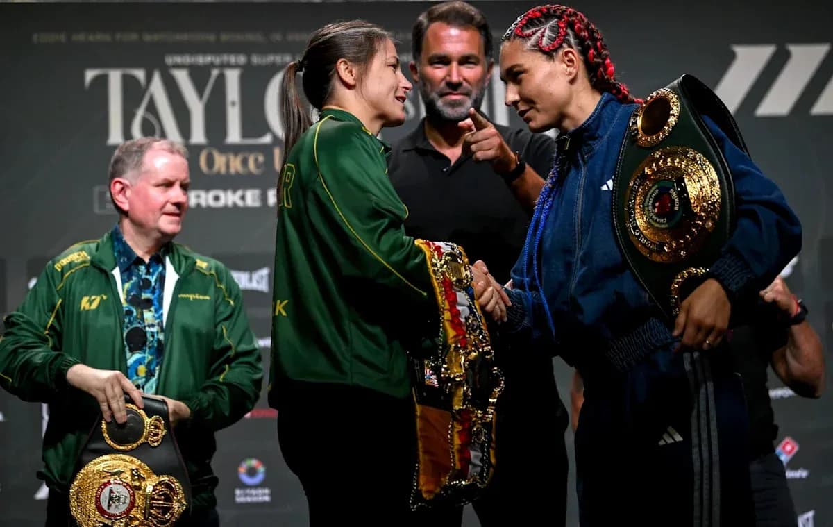 Boxers shaking hands at pre-fight press conference