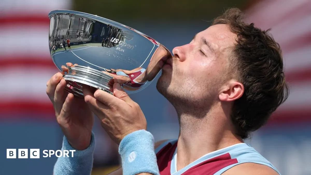 Player kissing the US Open trophy after victory Player kissing the US Open trophy after victory