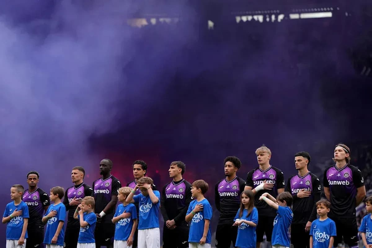 Players and children standing for national anthem Players and children standing for national anthem